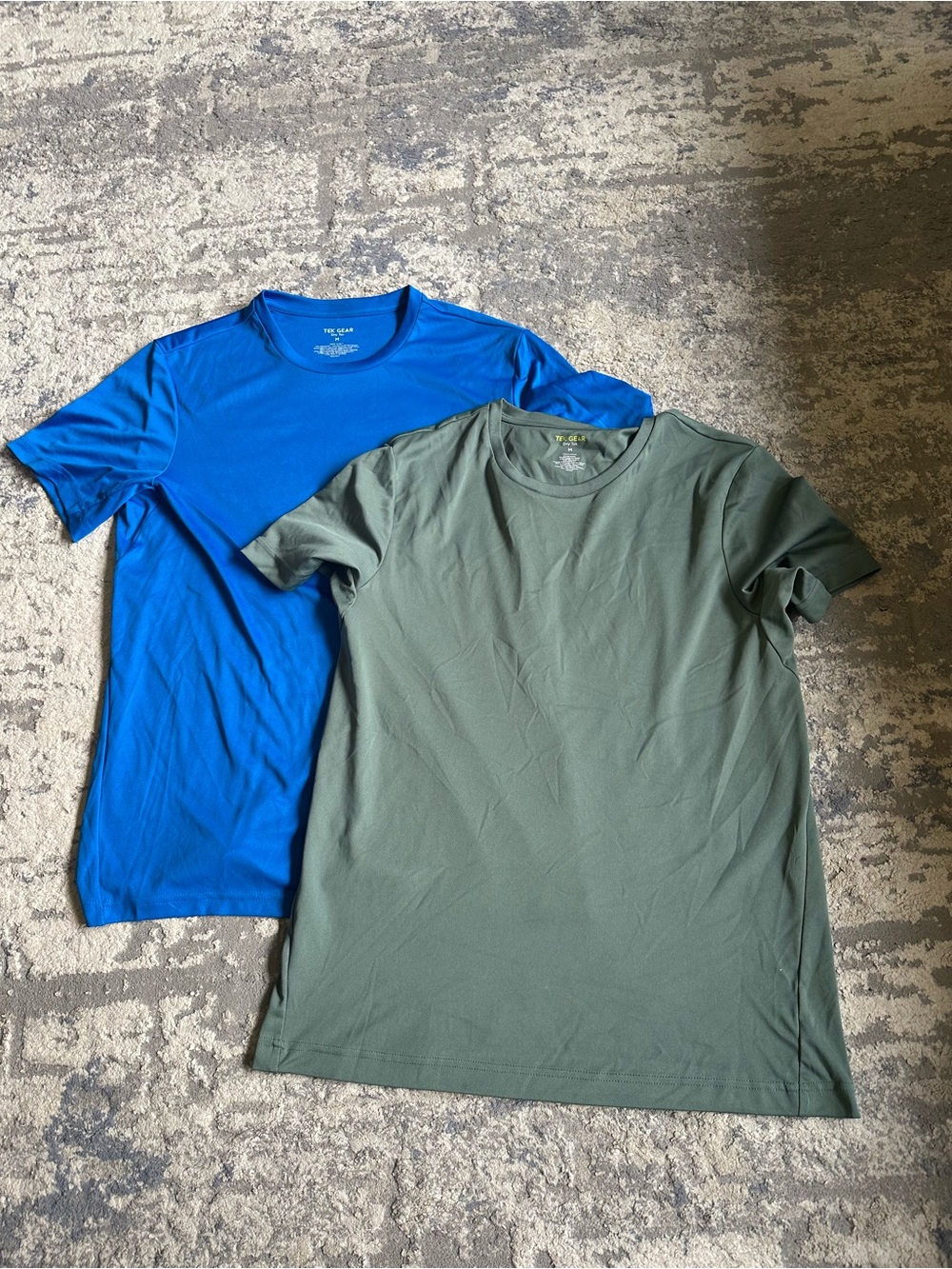 Men's Crew Neck T-Shirt - Olive Green by Tek Gear Medium